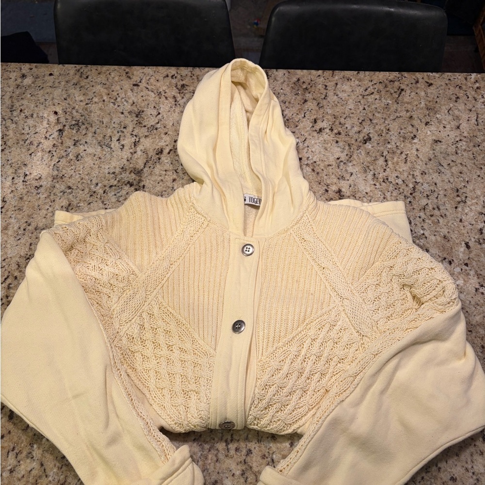 Vintage Cream Knit Button-Up Cardigan - Picture 5 of 8
